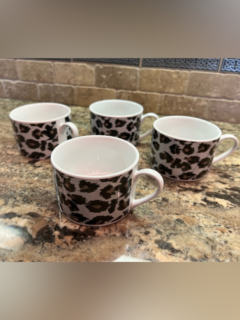 Sakura Porcelain Coffee Cup Mug Nicole Miller Dinnerware 1997 Snow Leopard